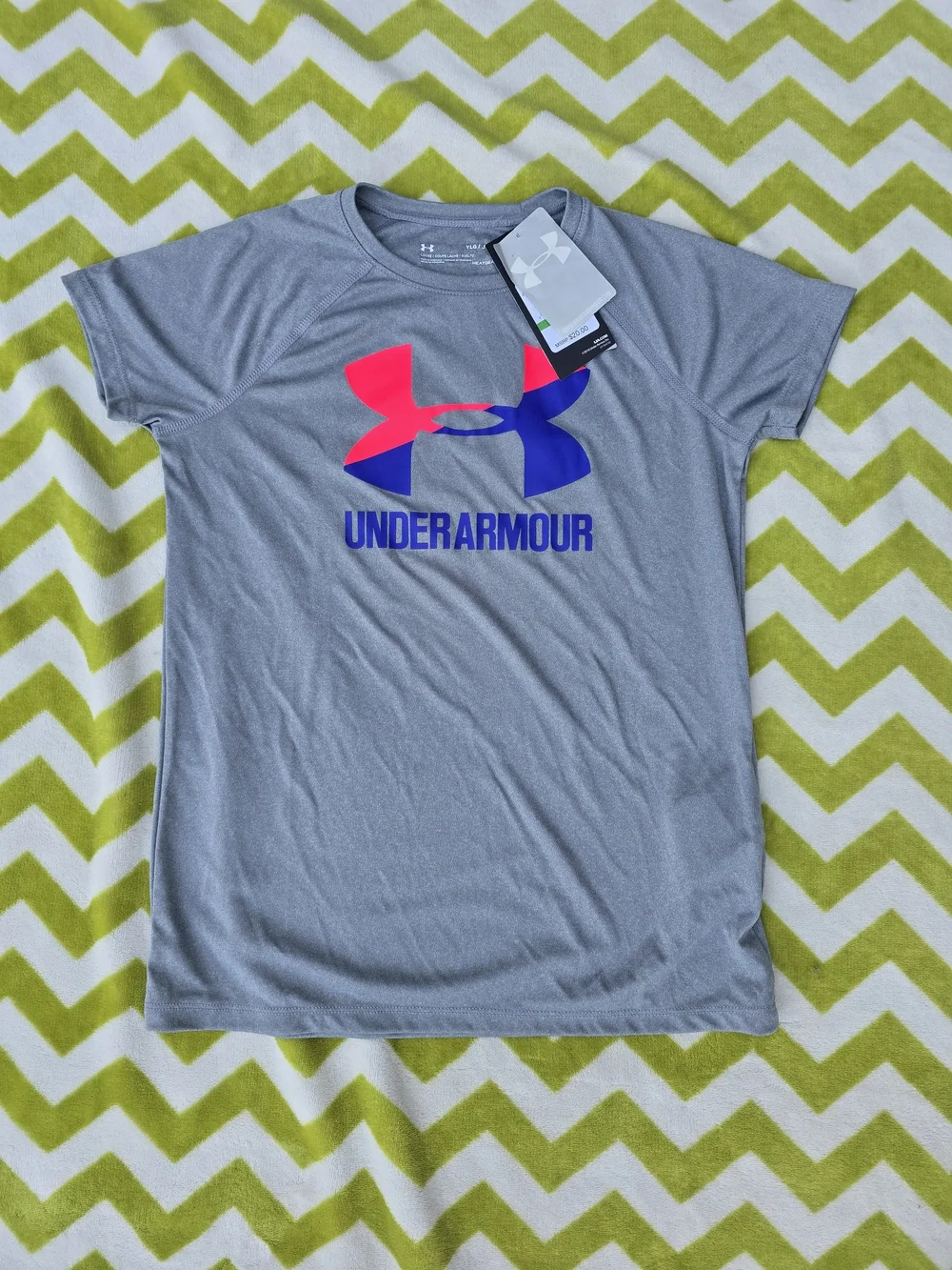 Under Armour Girls' Gray Short Sleeve Logo Tee Pink & Purple Accent Youth Large